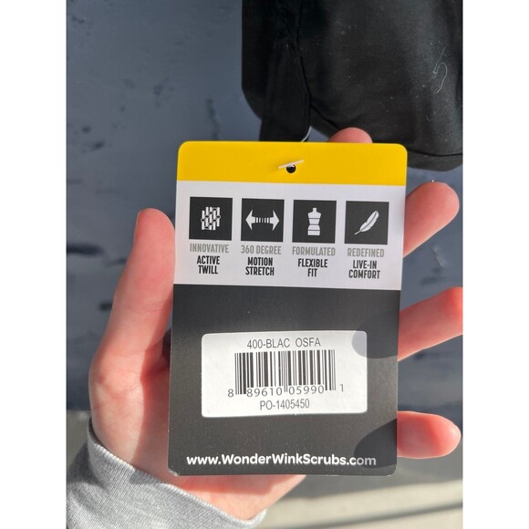 black scrub cap - Picture 3 of 7